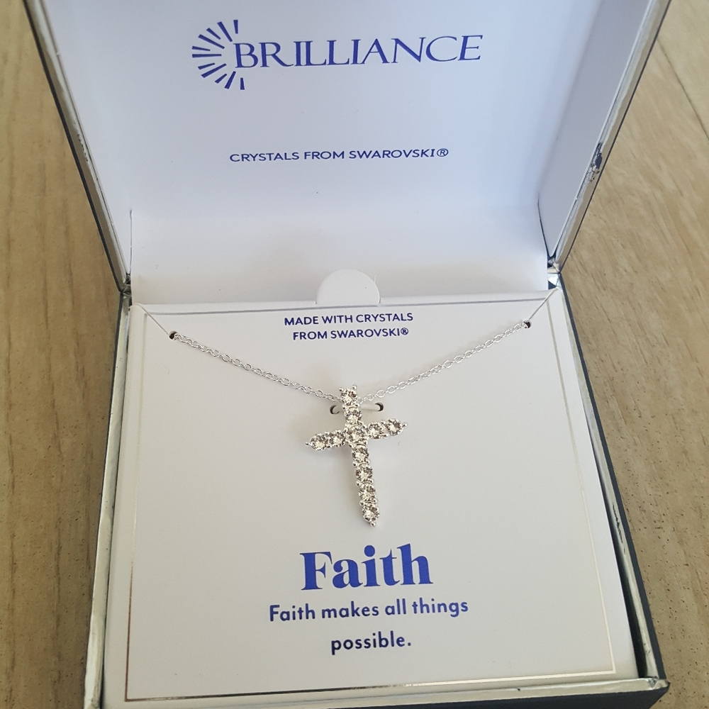 Swarovski  cross necklace - Picture 4 of 8